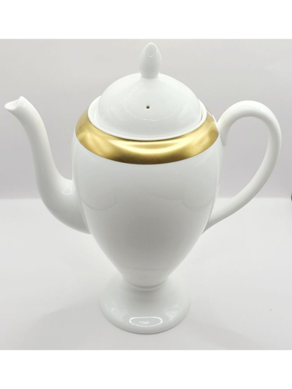 Wedgwood Satine Gold Coffee Pot Globe Gold Banded New Opened Box - Picture 2 of 14